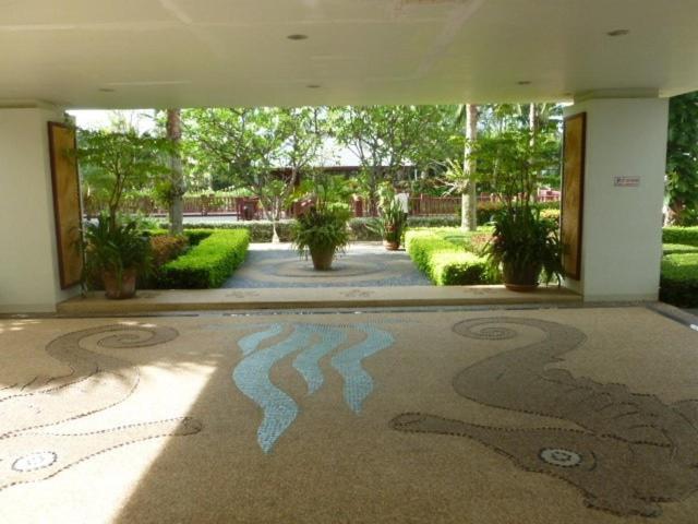 Spacious In Palm Pavilion Near Airport Hua Hin